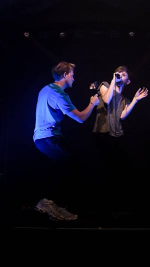 Hallam London: Musikvideo für End of Days