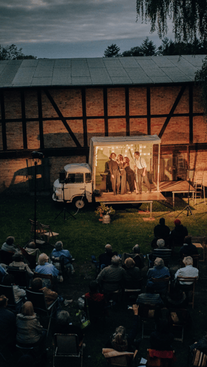 15 Klappstuhl-Konzerte in Ostdeutschland