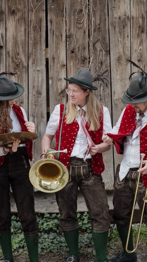 Musikverein in neuer Tracht