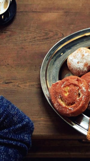 Raupe Immersatt - das Foodsharing Café