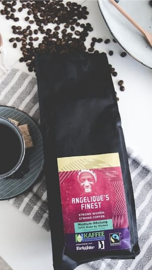 Angelique\'s Finest - Strong Women = Strong Coffee