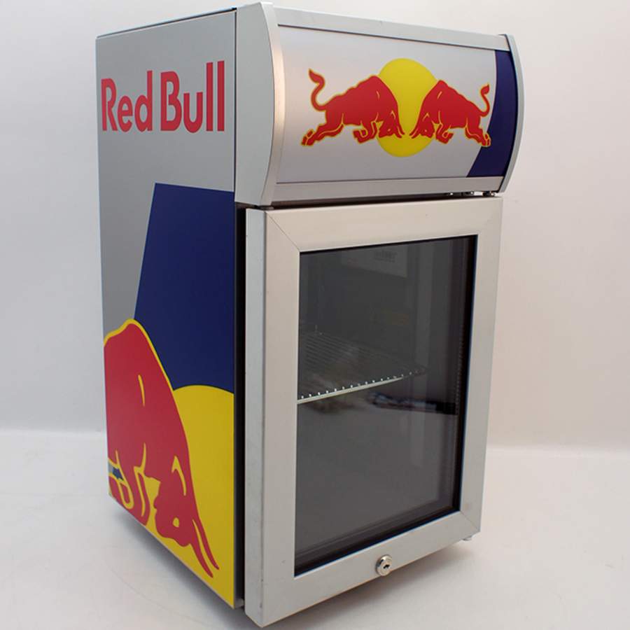 Red Bull Kühlschrank - CARGO-SCHIFF / WERFTAUFENTHALT
