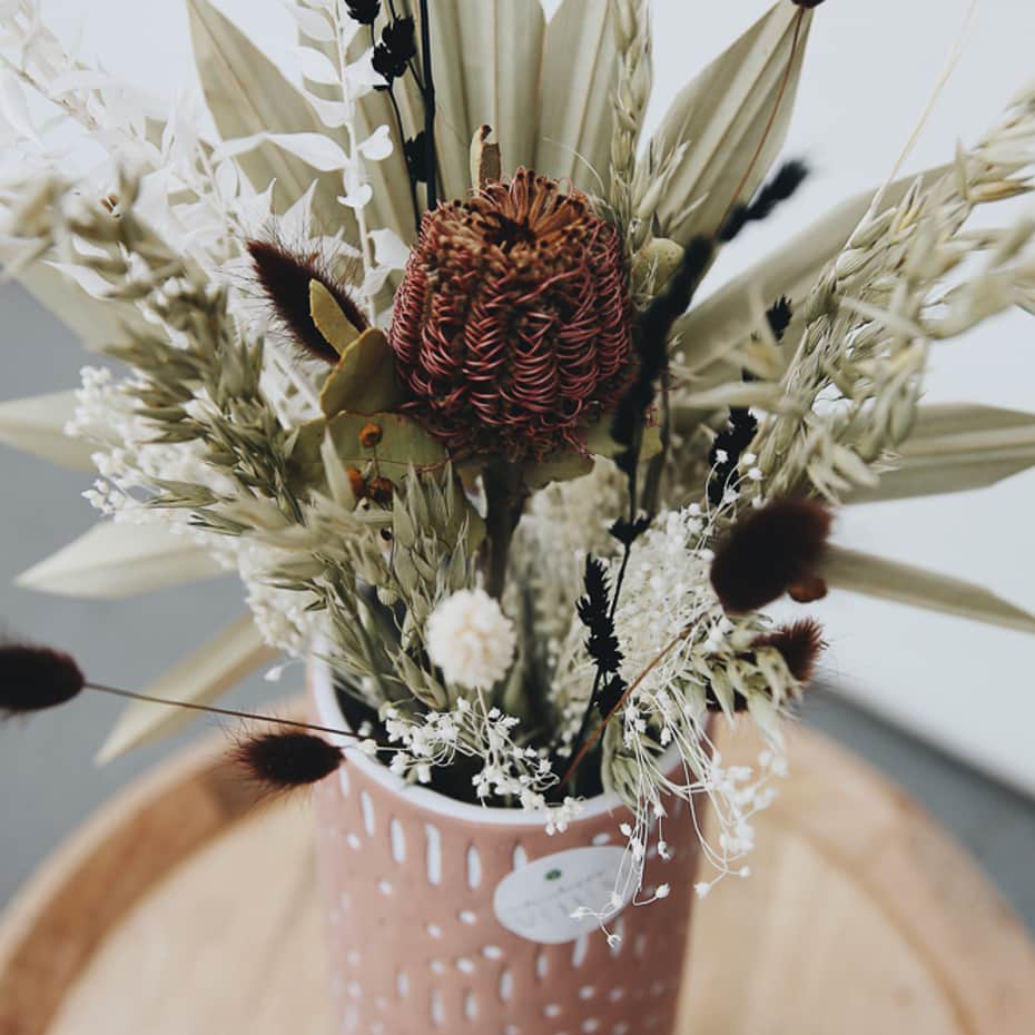 Trockengesteck in Vase (mittel)
